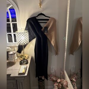 Black and Tan midi sweater Dress with removable belt (NEW)